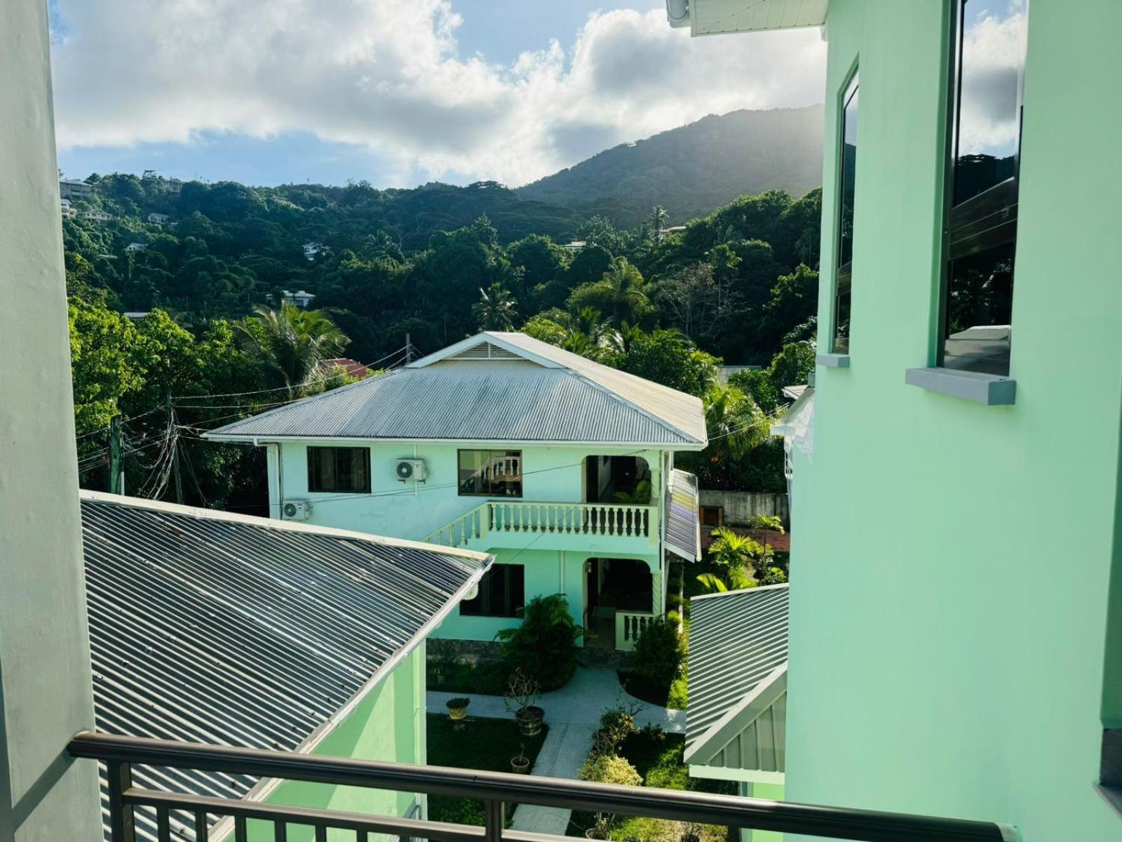 Green Palm Self Catering Anse aux Pins Eksteriør bilde